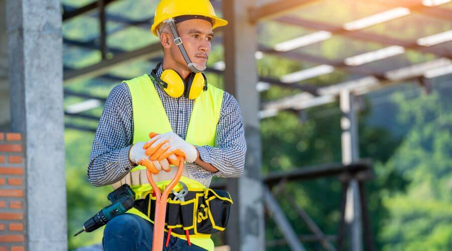 Professional gutter cleaning in Saltillo, MS
